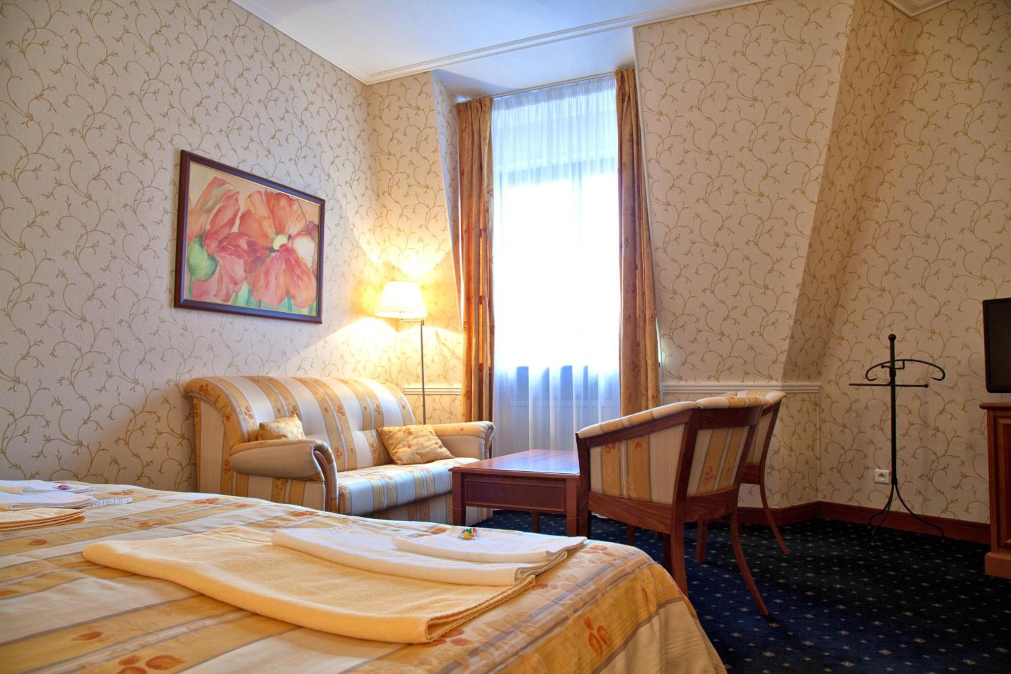 Hotel Sv. Ludmila Skalica Eksteriør bilde