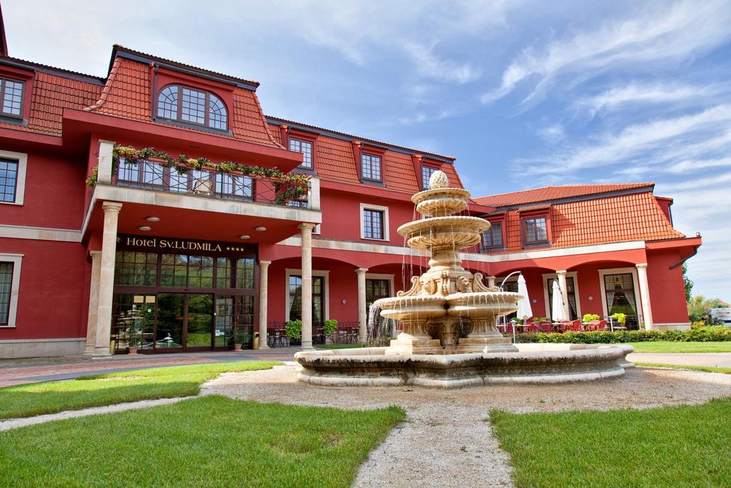 Hotel Sv. Ludmila Skalica Eksteriør bilde